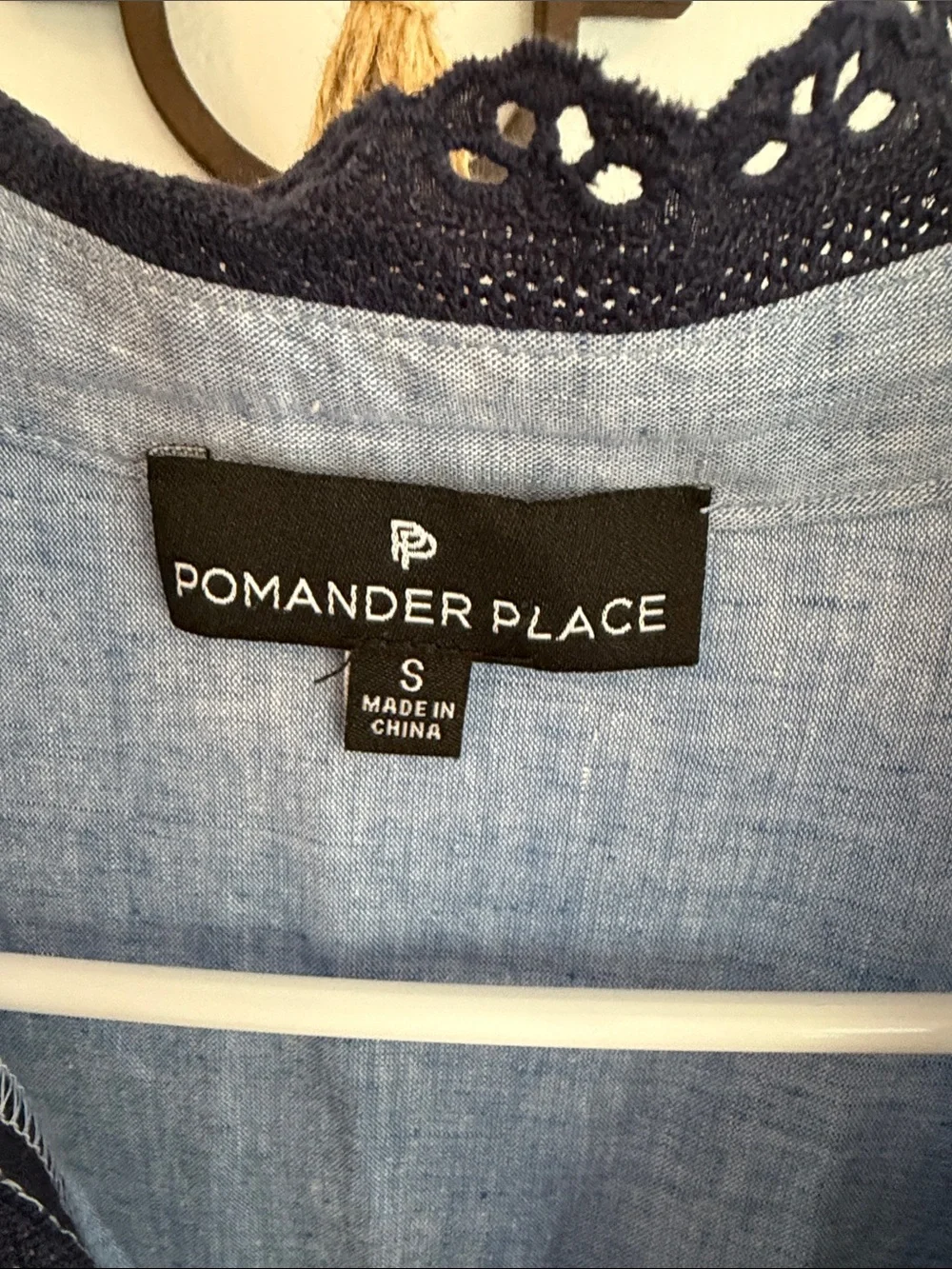 ⭐️Pomander Place by Tuckernuck Jolene Chambray Midi Dress⭐️ - Picture 9 of 13